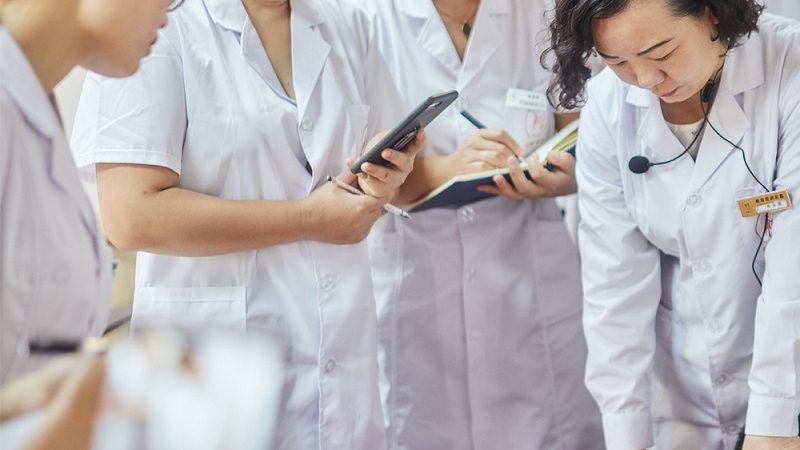 艾灸盒如何选择？宫寒治疗的关键因素解析